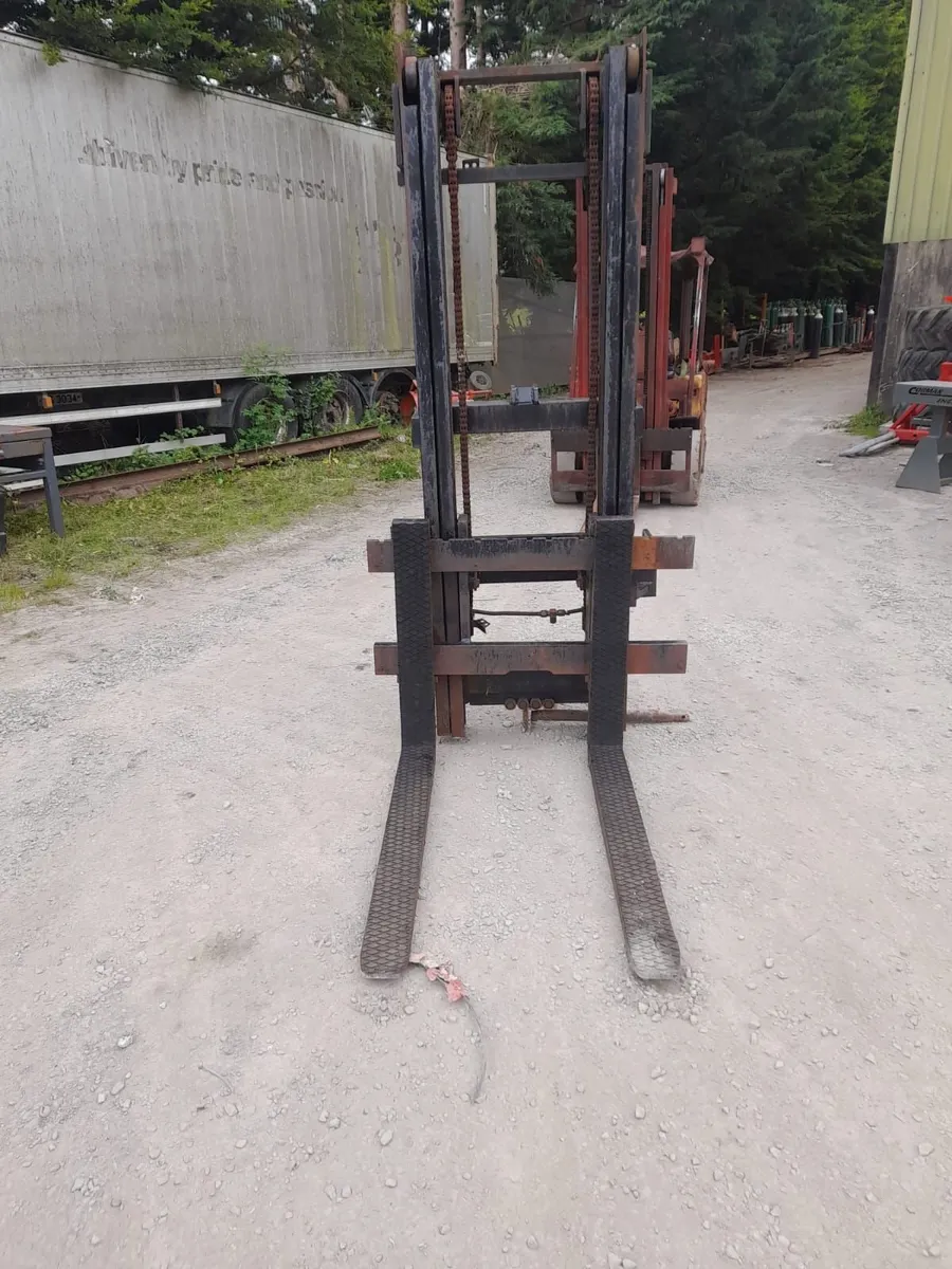 3 point linkage forklift mast - Image 1