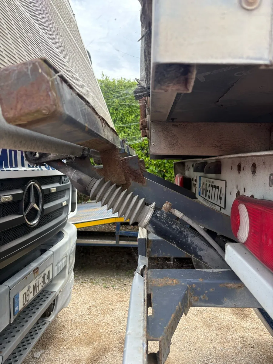 Tail lift - Image 3
