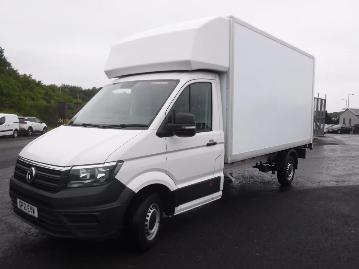 Volkswagen Crafter 2021 14ft Luton box with tail l - Image 1
