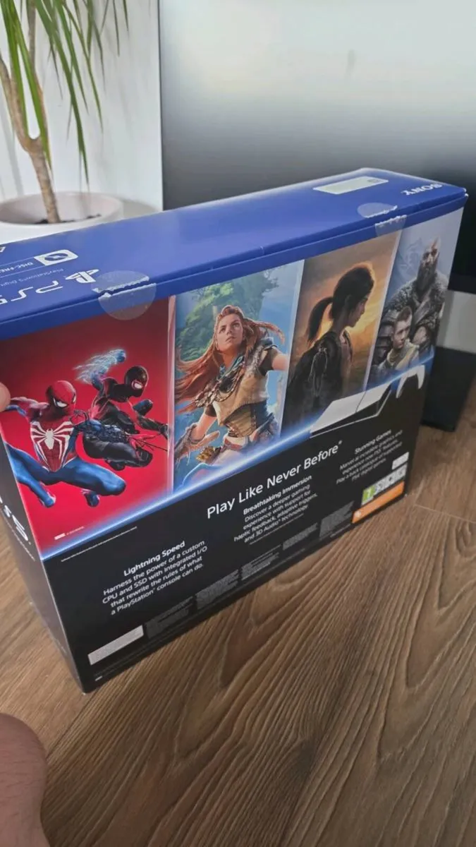 Ps5 Digital Edition Boxed with Vertical Stand - Image 2