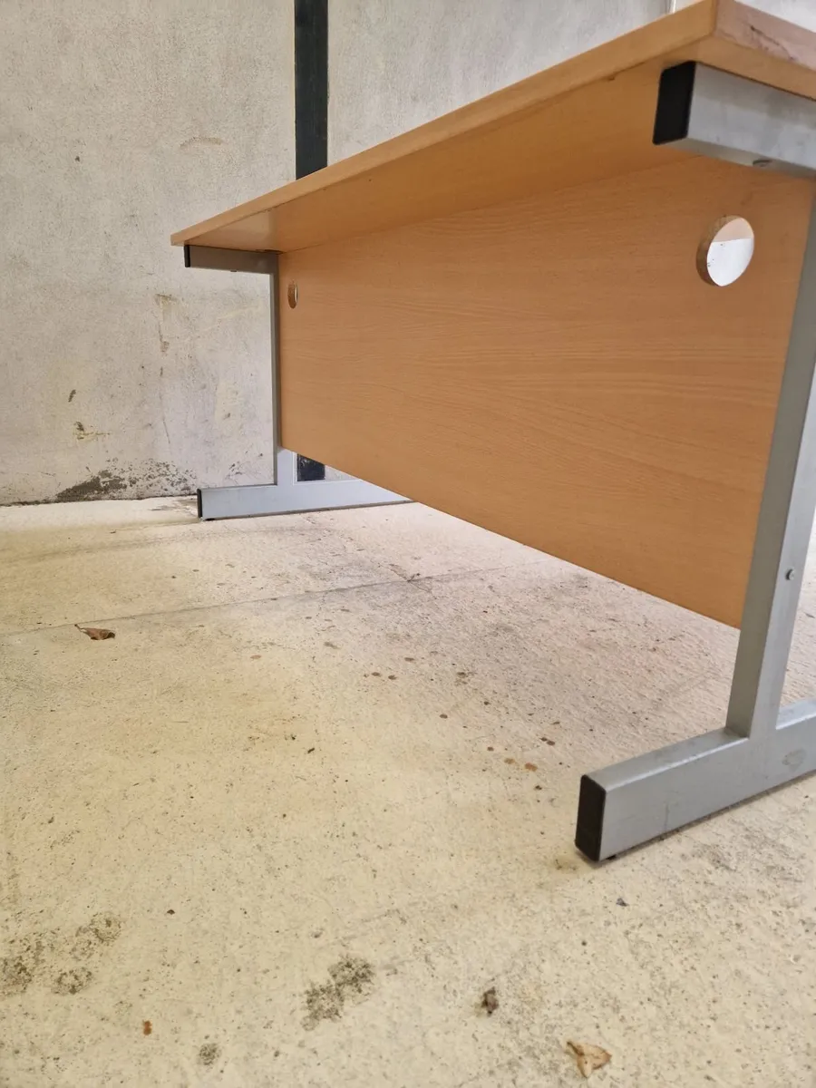Desk - Image 2