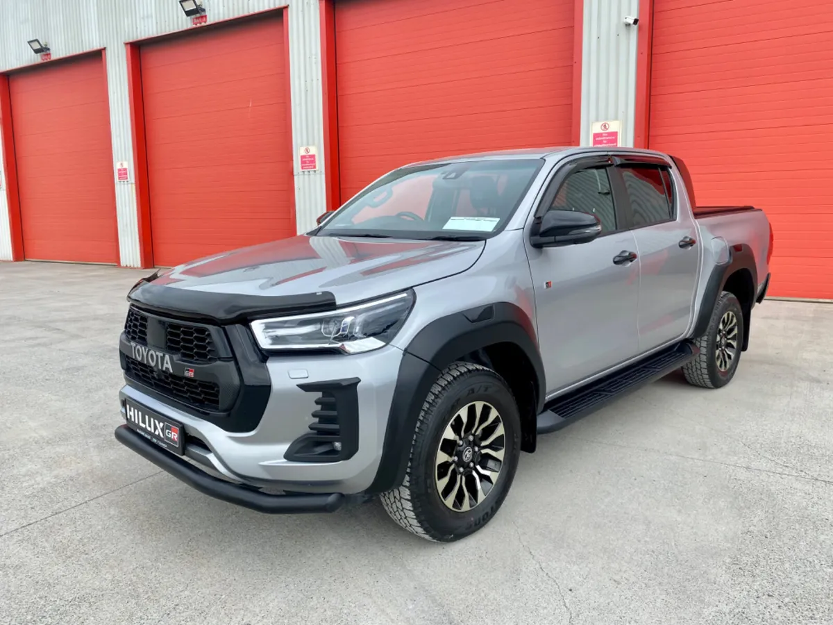 2022 Toyota Hilux GR Sport 2.8 Auto - Image 1
