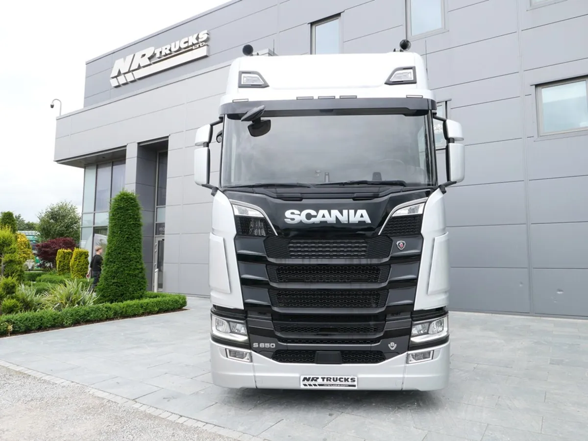 Scania S650 - Highline - 6x2 - T1-03246 - 2022 - Image 2