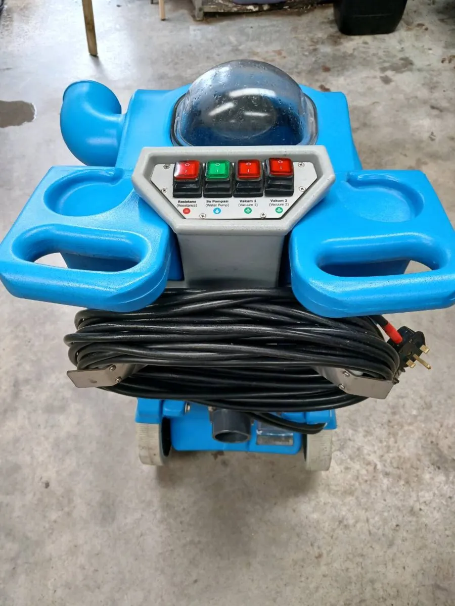 Cleanvac Vegas 3000 Twin Vac carpet cleaner - Image 4
