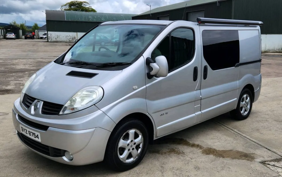 RENAULT PRO STEALTH CAMPER PLEASE READ FULL AD - Image 4