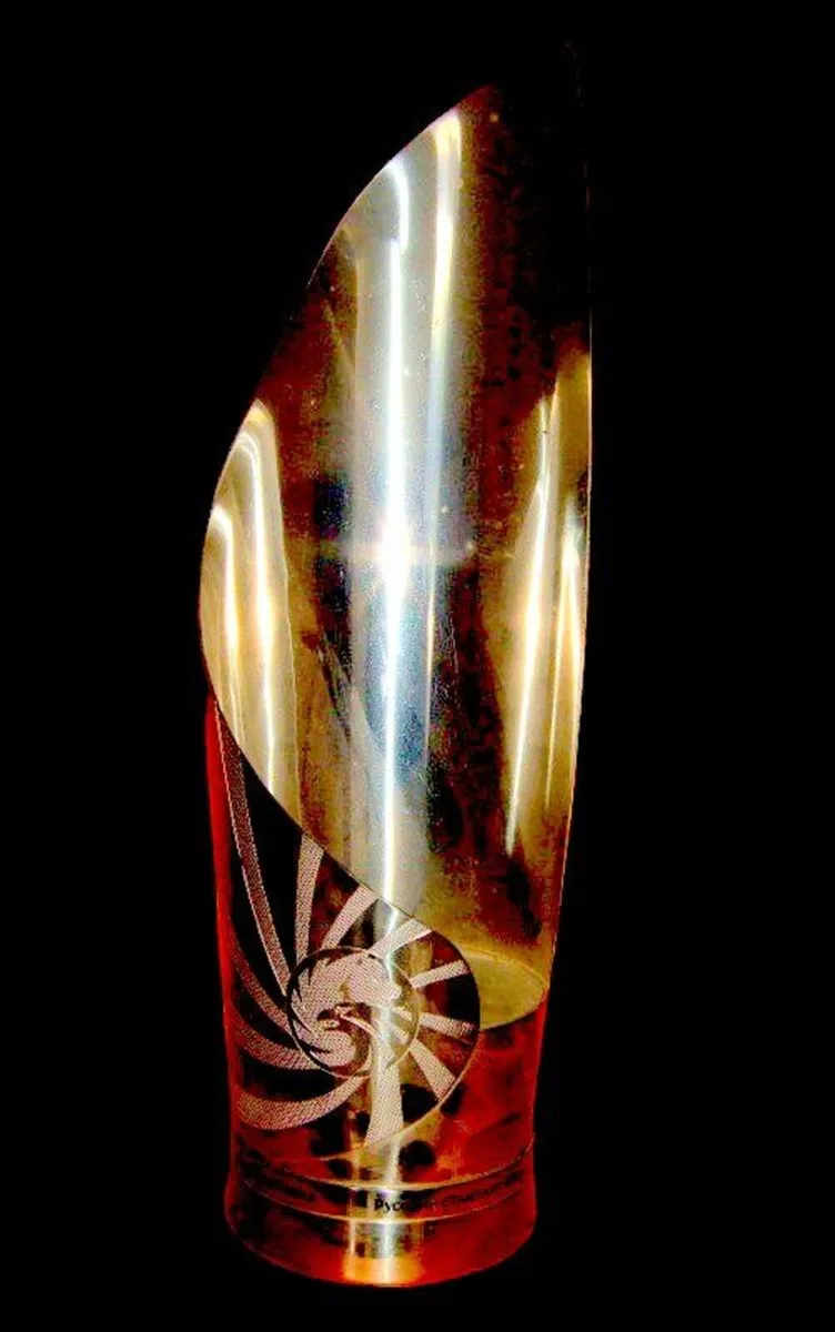 Rare Russian Standard Vodka LED Bar Uplighter - Image 3