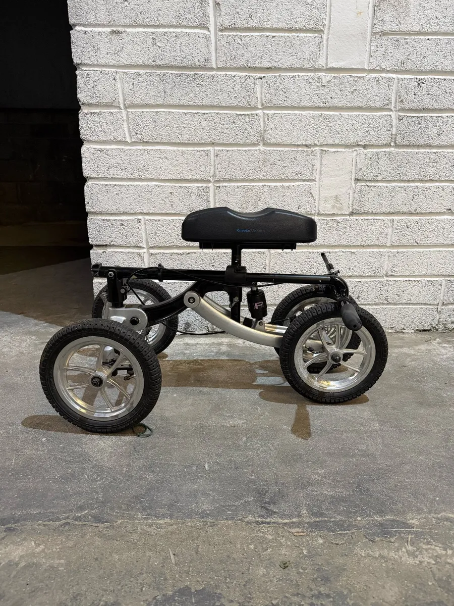 Knee Scooter - Image 1