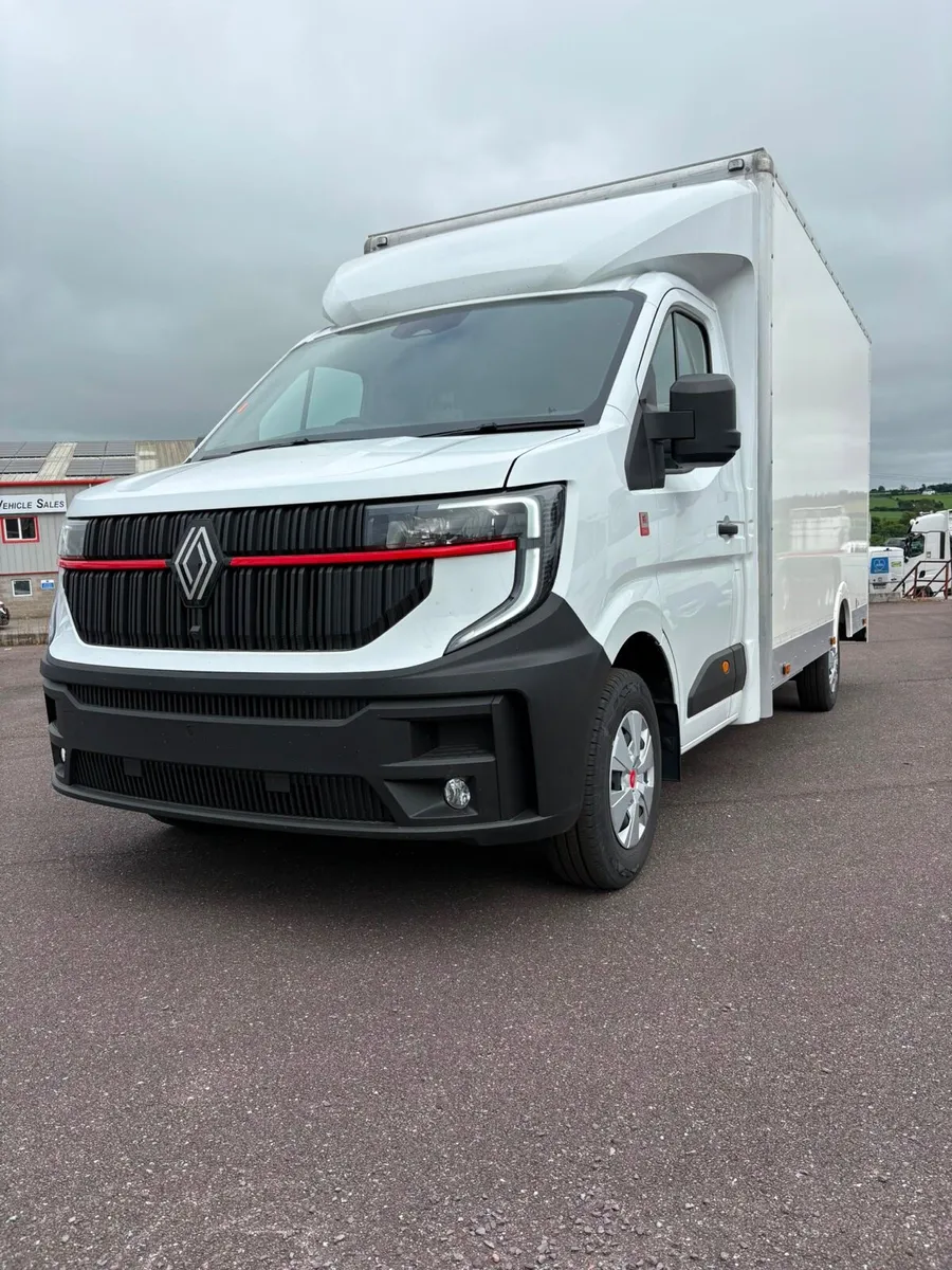 Renault Master Luton - Image 2