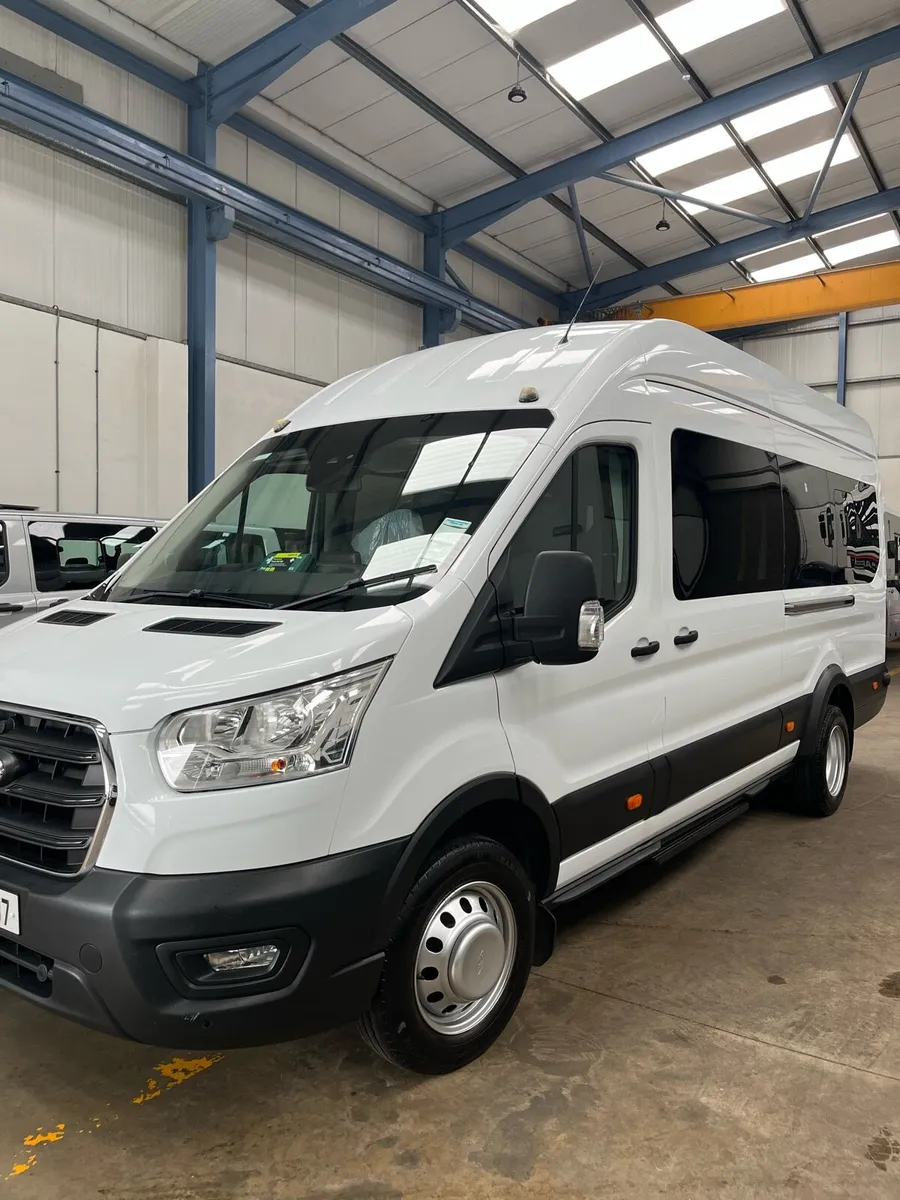 Ford Transit 460 Eco Blue 17 seater mini bus - Image 2