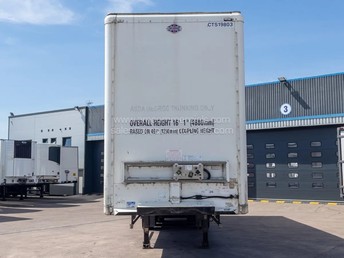 2015 CARTWRIGHT TRI-AXLE BOX TRAILER - Image 2