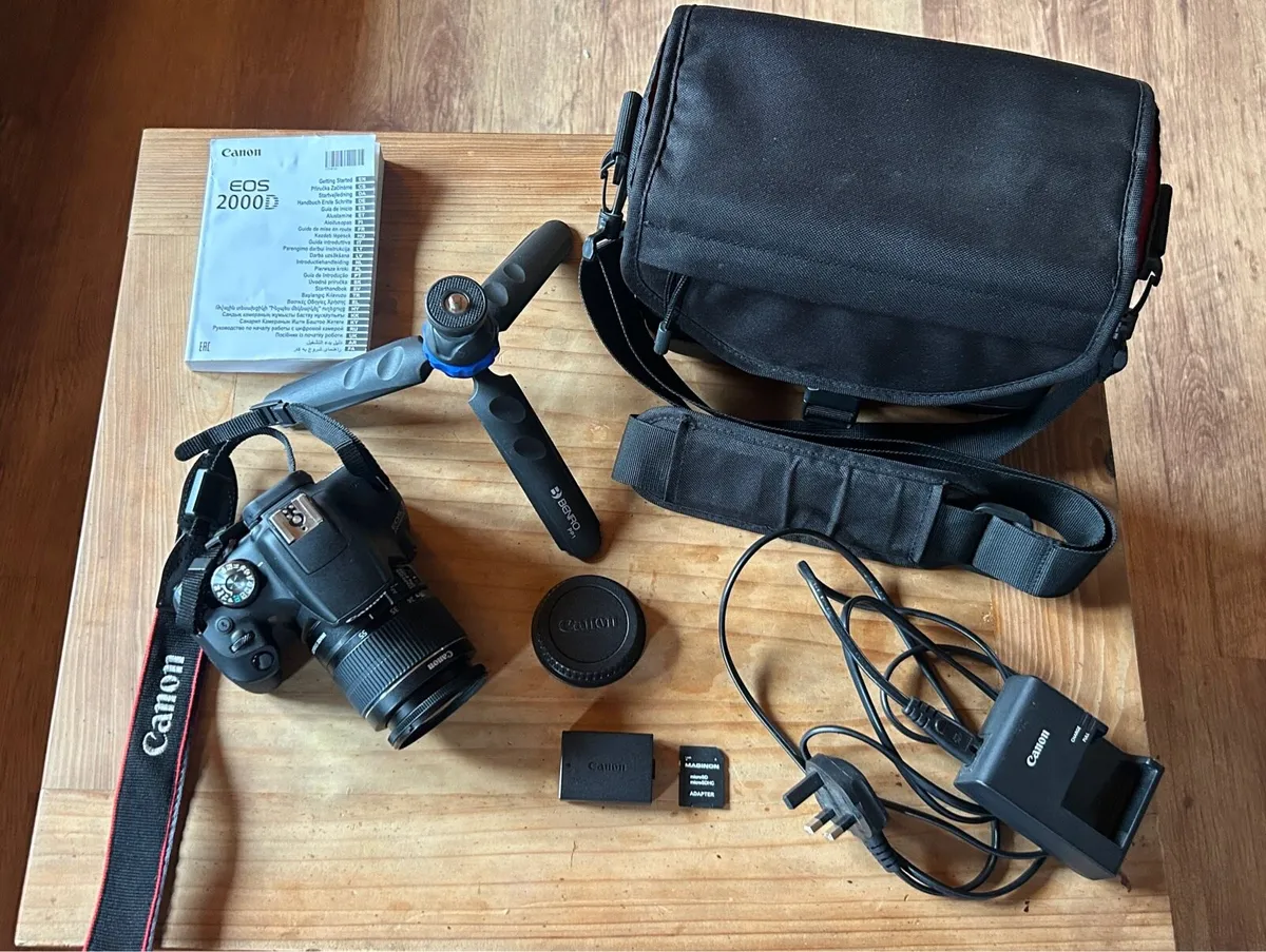 Canon EOS 2000D DSLR camera bundle - Image 1