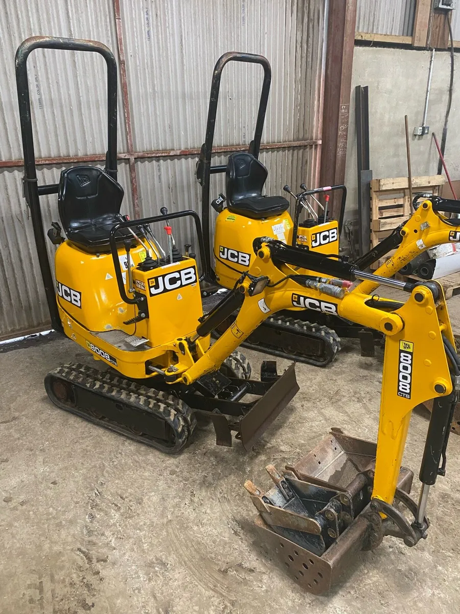 JCB 8008 CTS micro/mini digger - Image 2