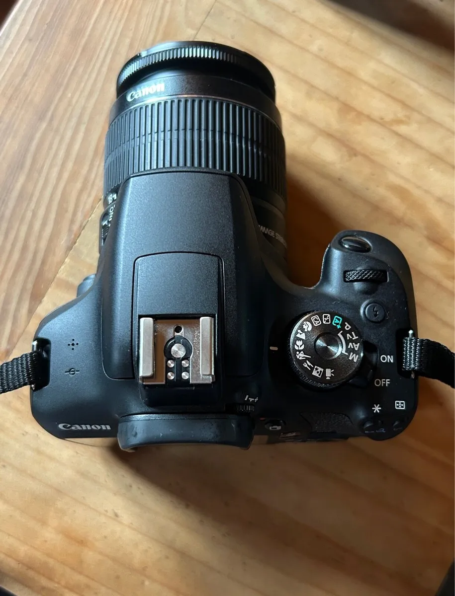 Canon EOS 2000D DSLR camera bundle - Image 4