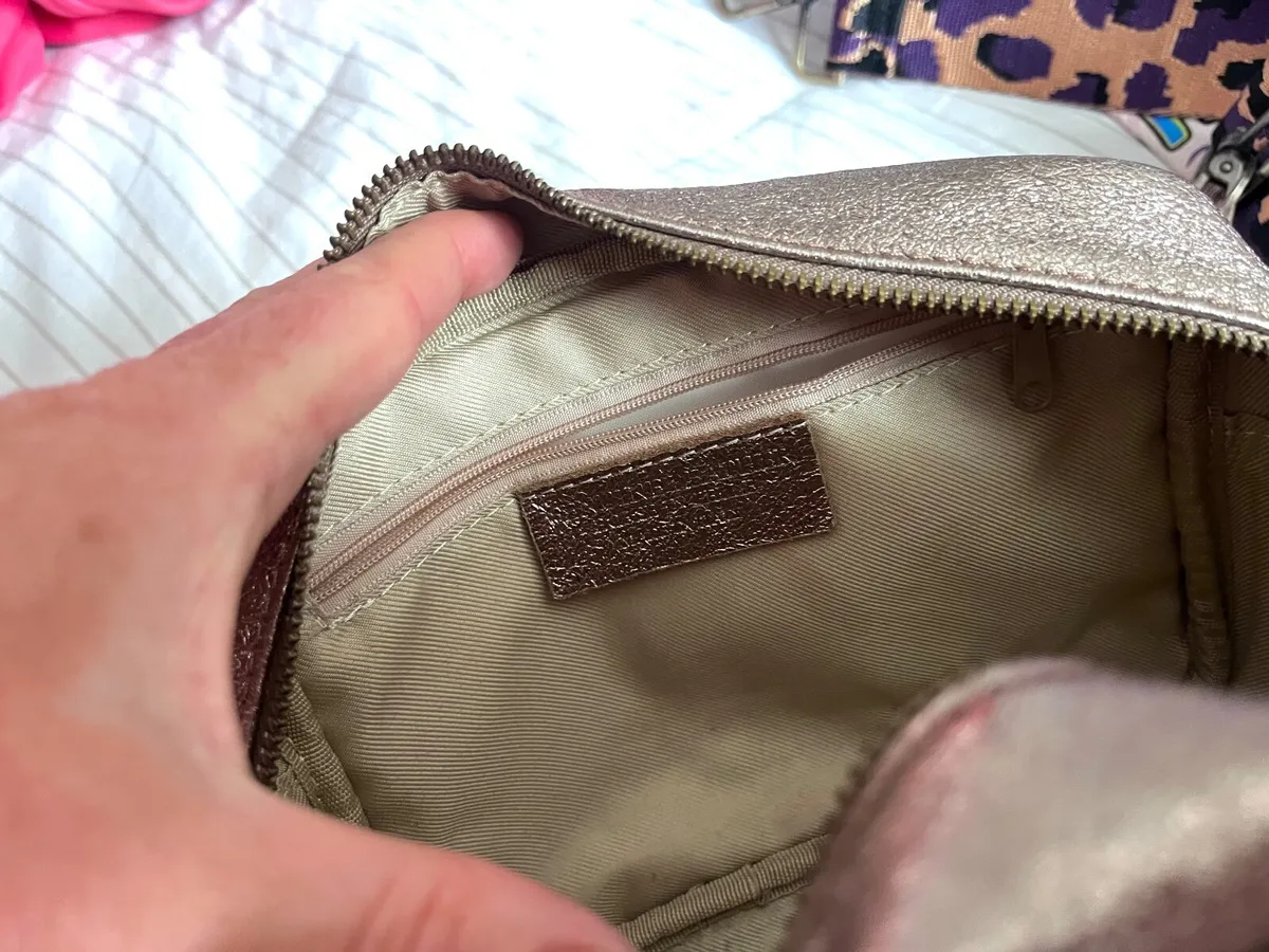 Hold leather Handbag NEW - Image 2
