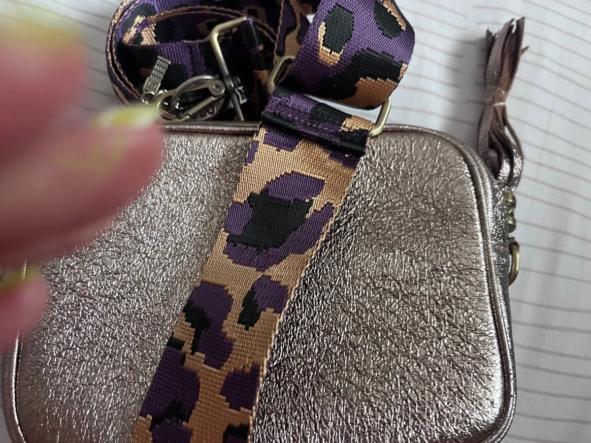 Hold leather Handbag NEW - Image 4