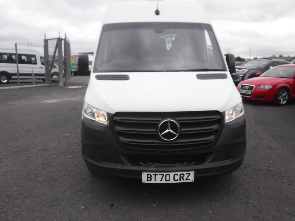Mercedes Sprinter 2021 316 High roof mwb work van. - Image 3