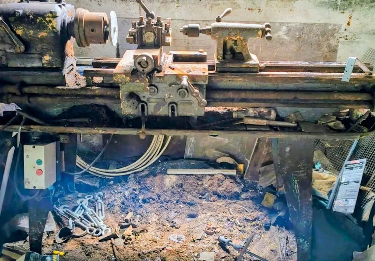 metal lathe