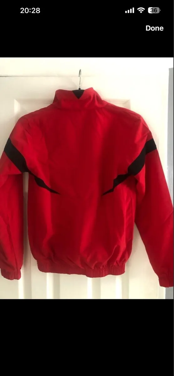 Boys never worn sweater size M €8 - Image 2