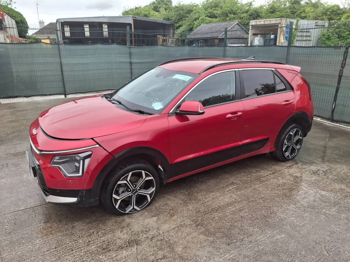 232 Kia Niro  Hev  Hybrid  Automatic  1.6 Petrol - Image 1
