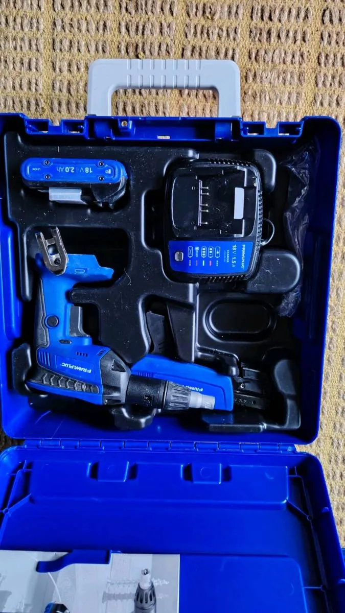 Rawlplug 18v Cordless Auto feed  screw gun. Plaste - Image 1