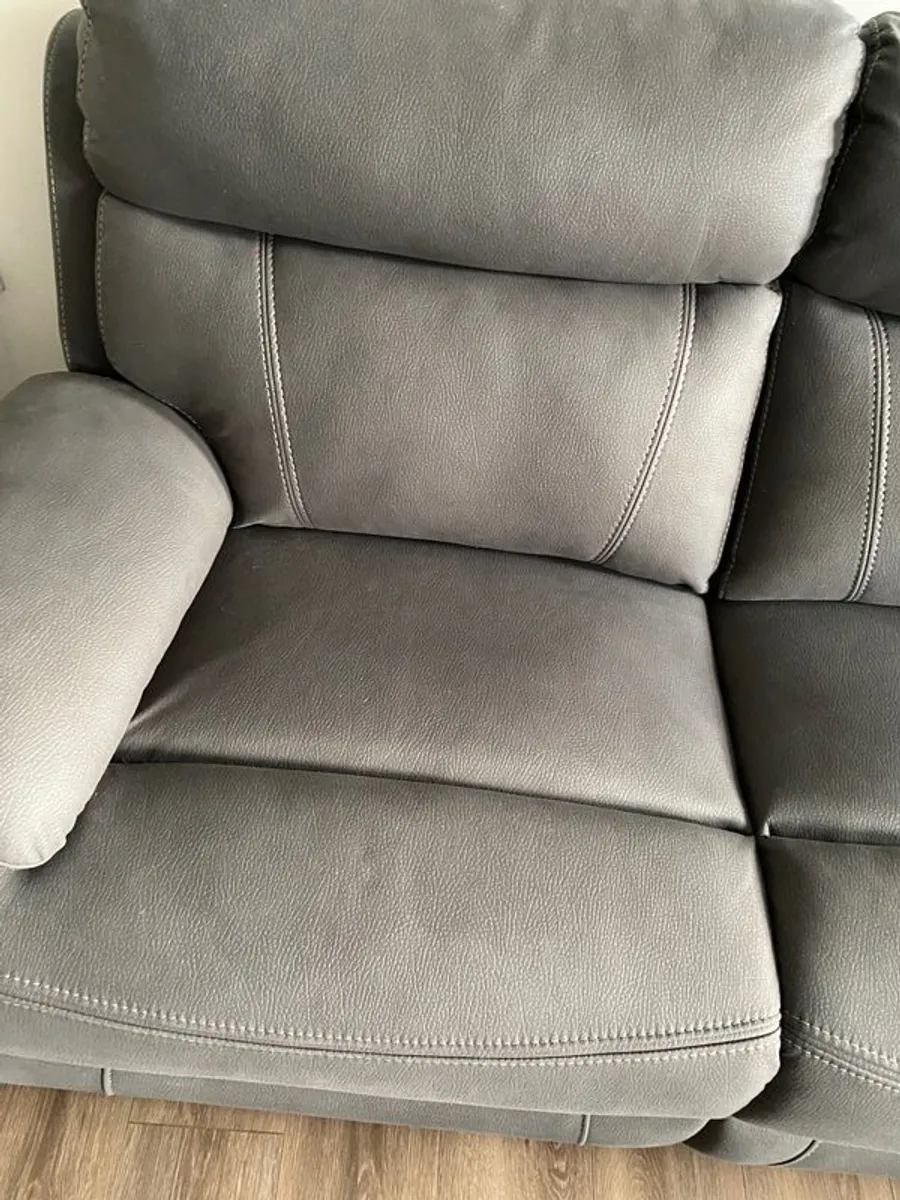 Electric Recliner Sofa for Sale - Image 3