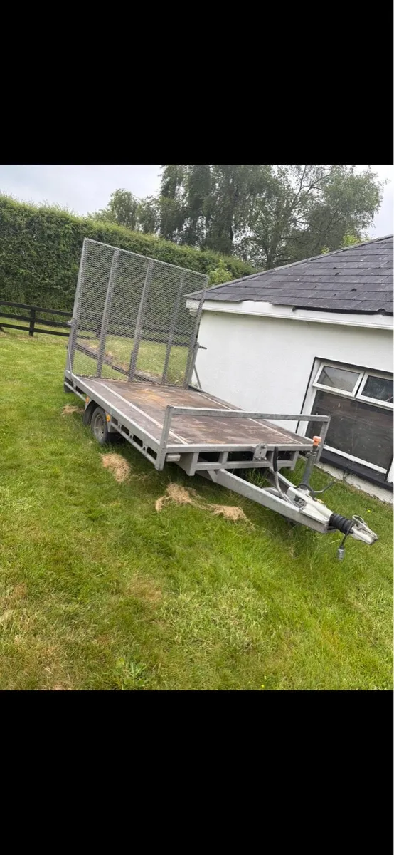 Beavertail Bateson trailer - Image 1