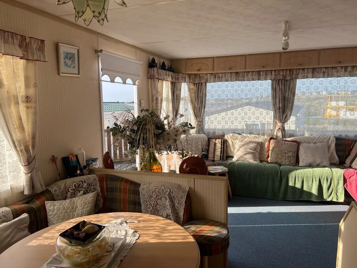 Mobile Home - Image 2