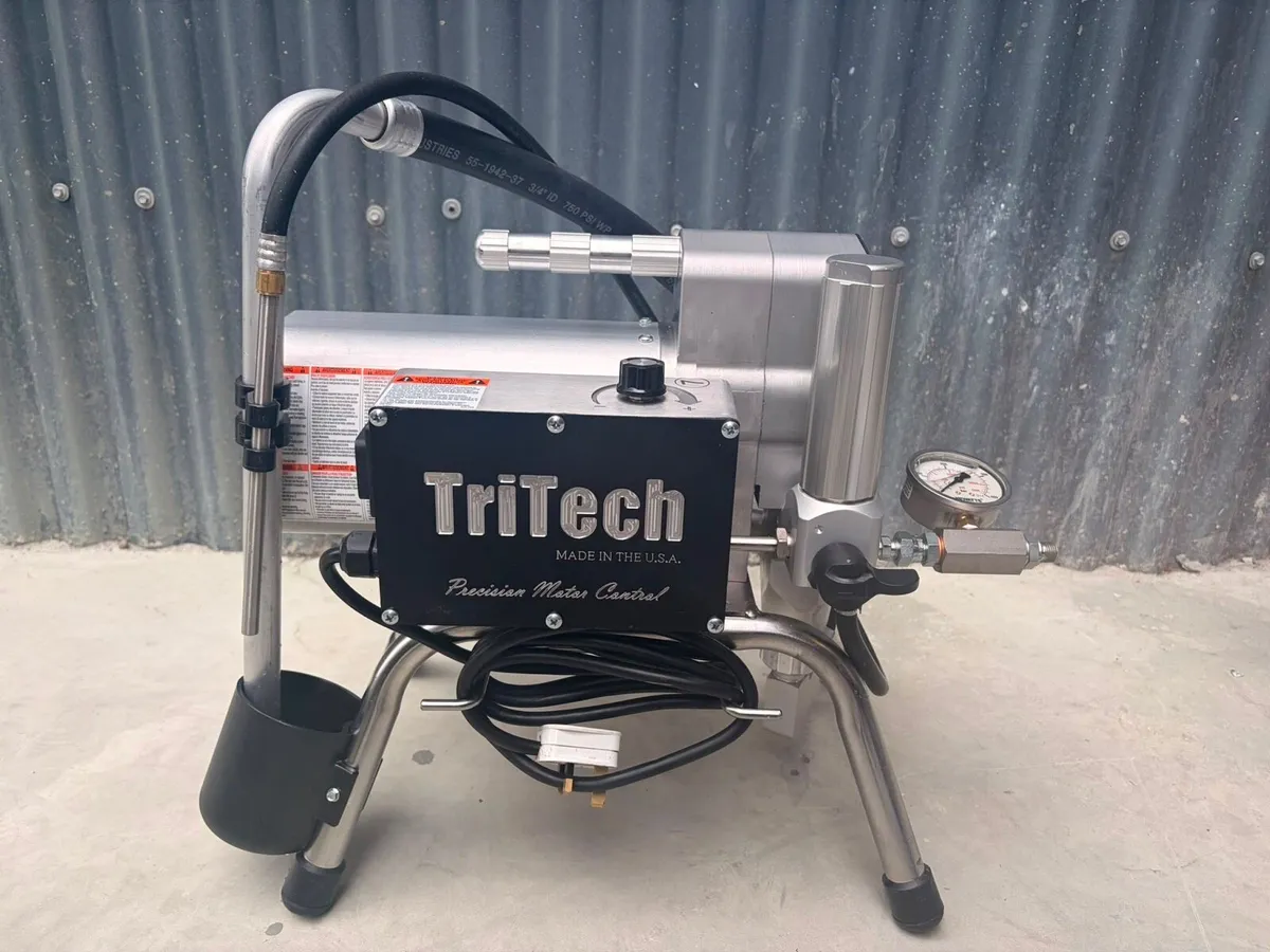 Airless paint sprayer TriTech T7, 240v - Image 3