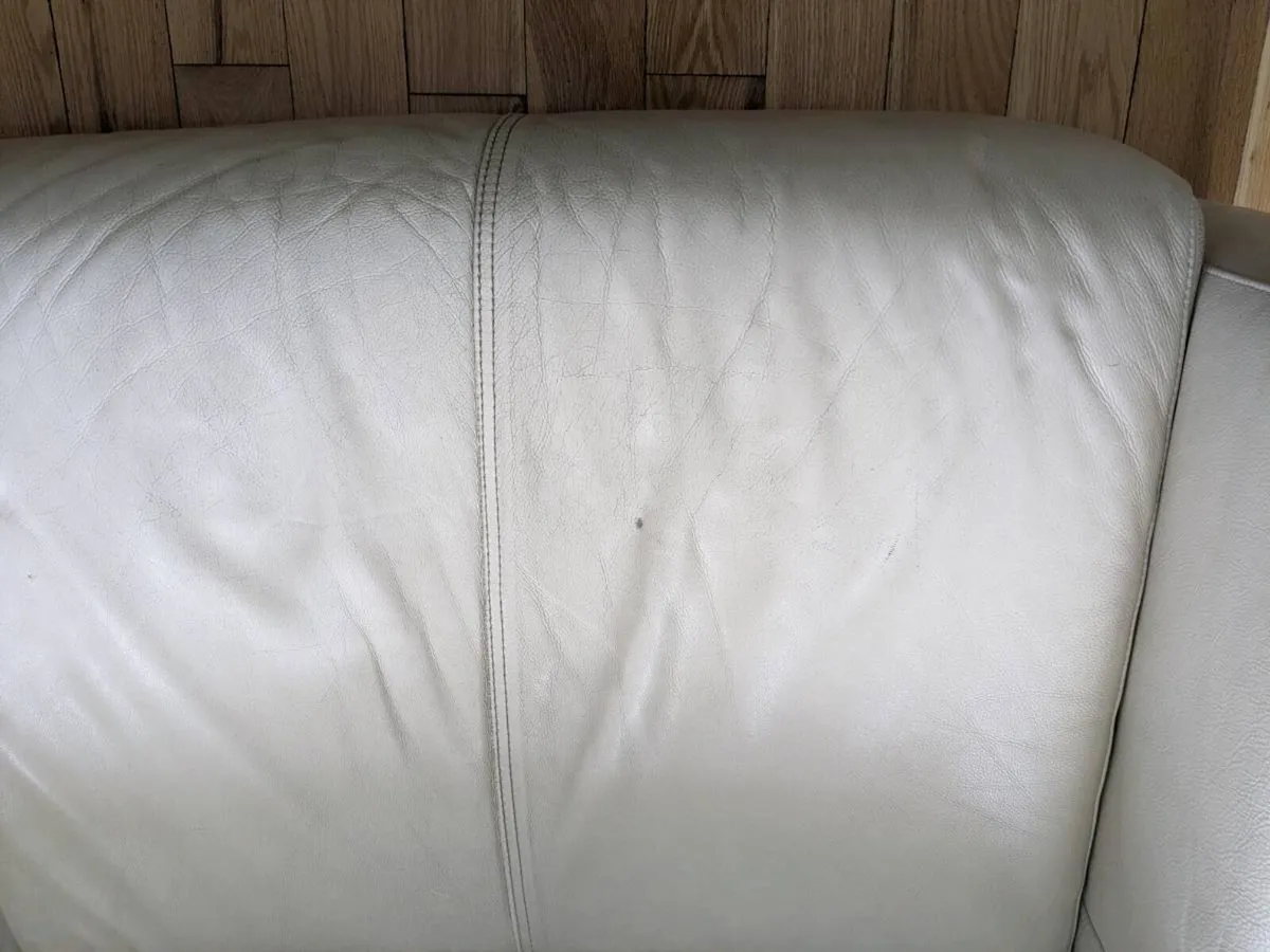Leather suite - Image 4