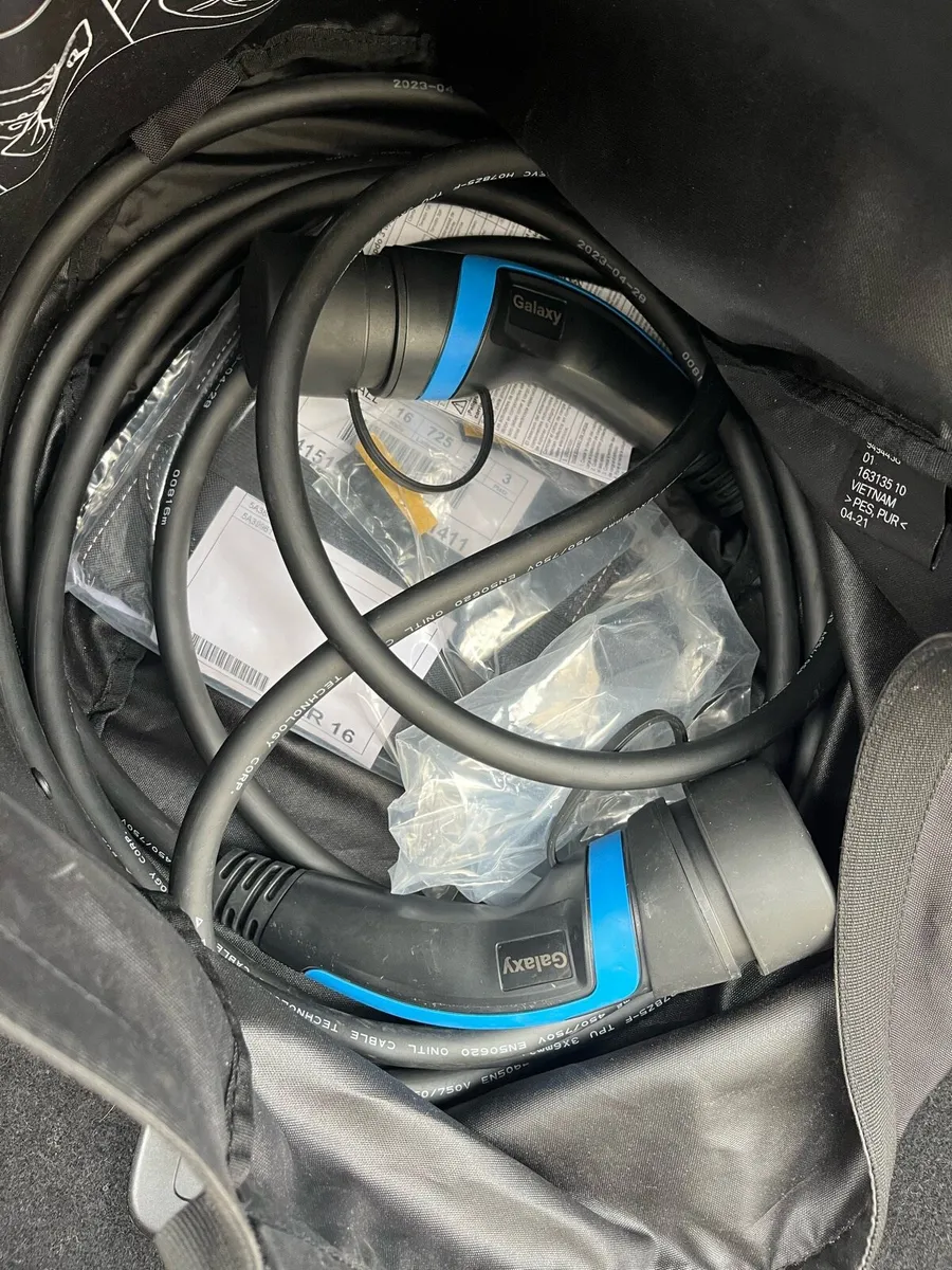 Type 2 EV Charging Cable - Galaxy 16A - Image 1