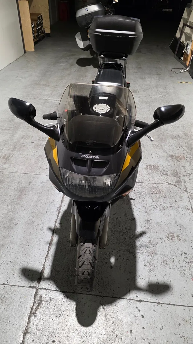 Honda CBR1000F - very low mileage - Image 3