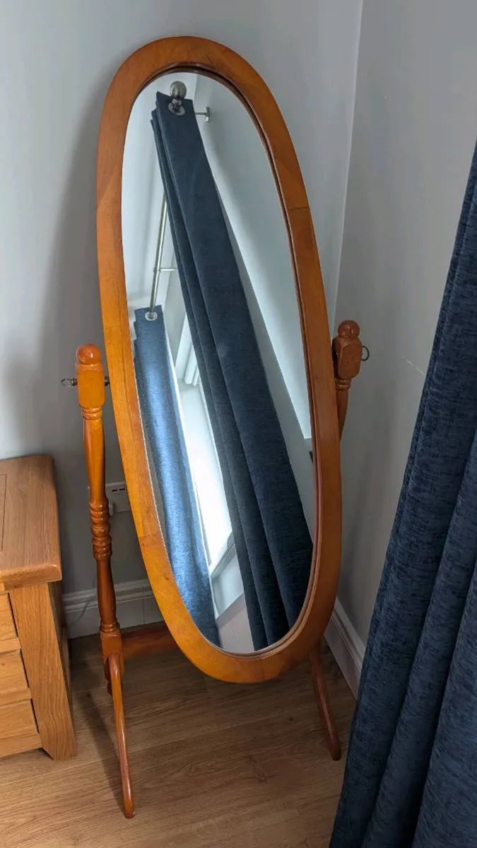 Oval Mirror - Free Standing Pine - Image 1