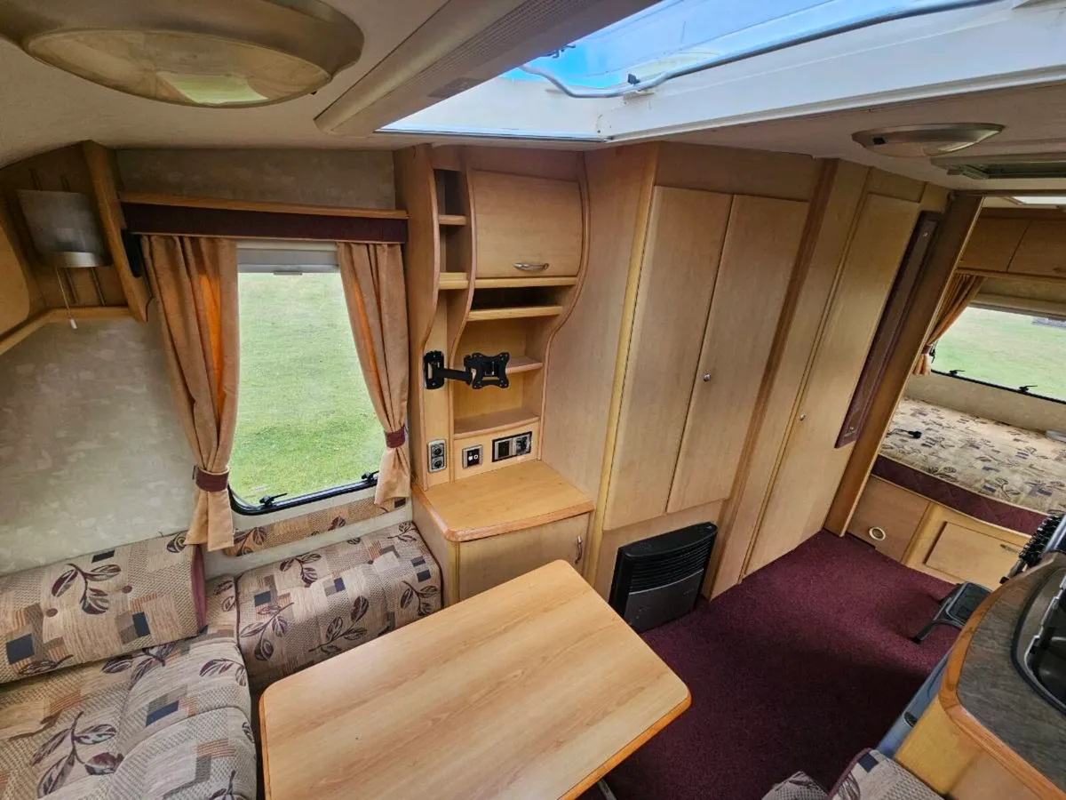 Caravan fixed bed - Image 2