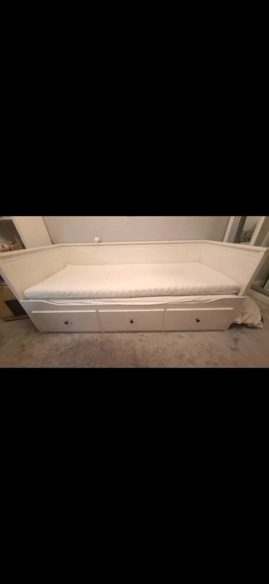 Pull out Ikea bed - Image 1