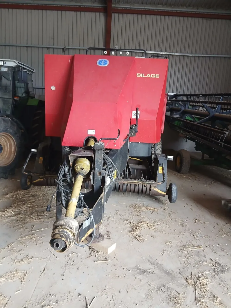 NEW HOLLAND  BALER - Image 3