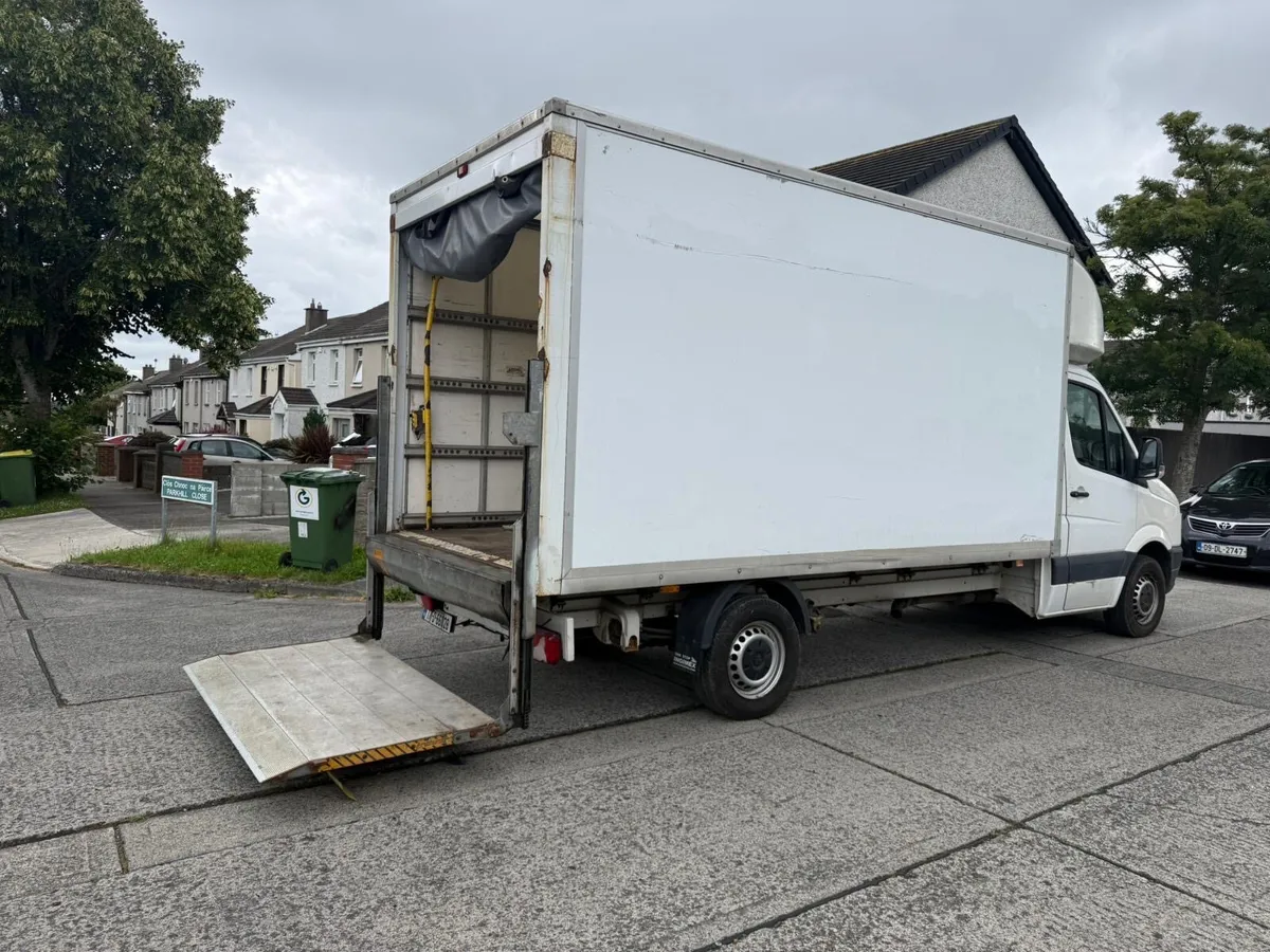 2017 VW Crafter Luton CVRT 07/27 - Image 4