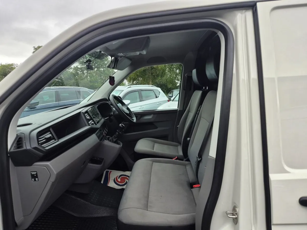 Volkswagen Transporter T6 30 PVL TDI 150HP M6F 3DR - Image 3
