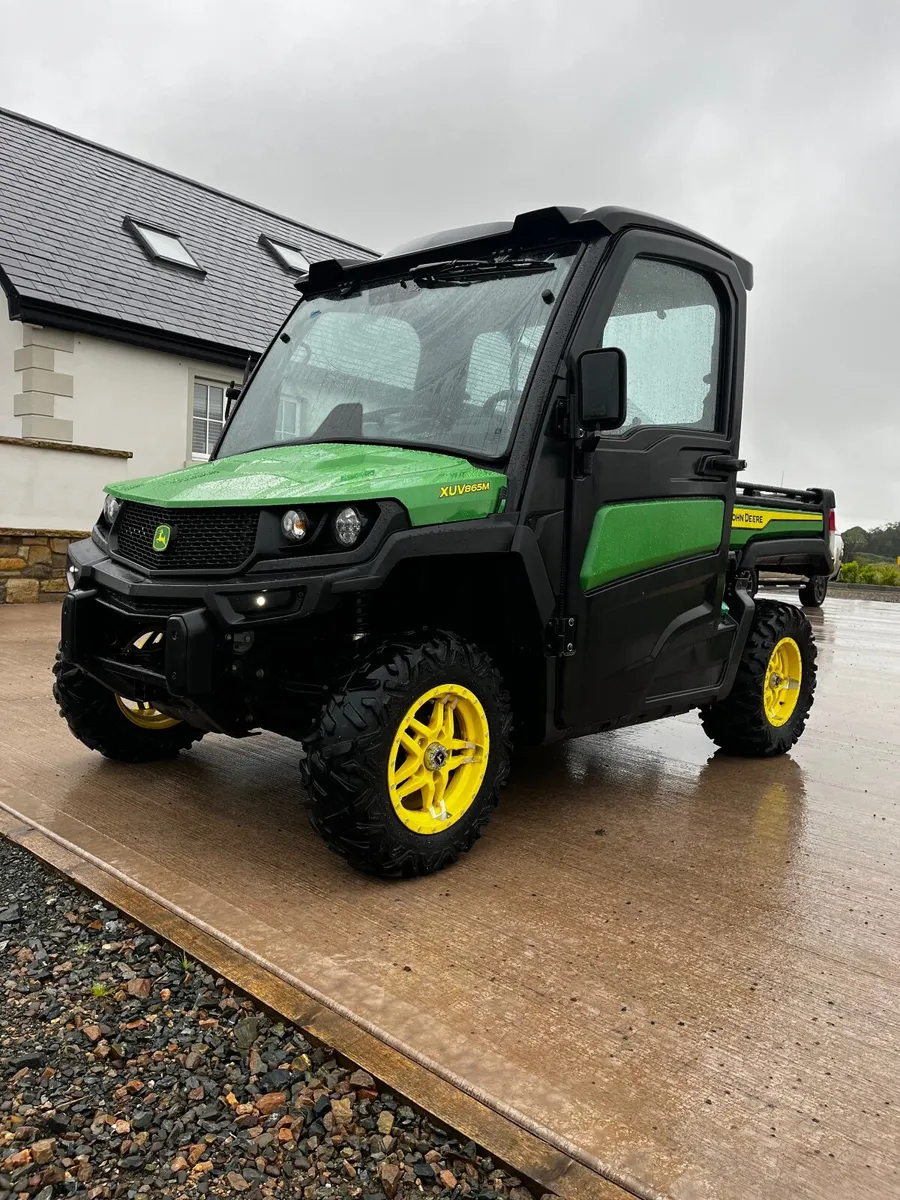 John Deere Gator 865m 2022 low hours - Image 1