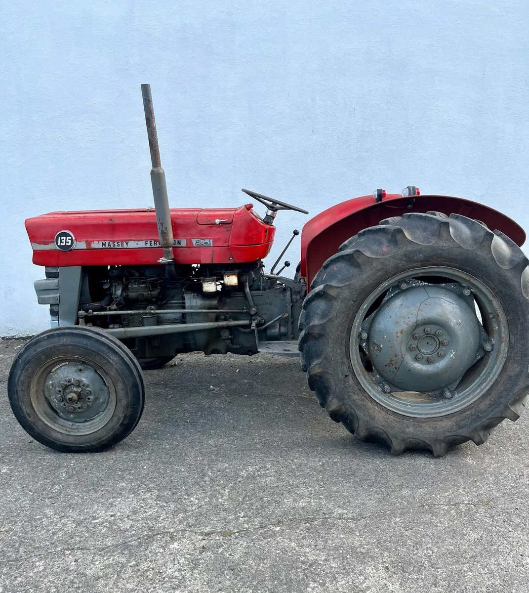 Massey Ferguson 135 - Image 2