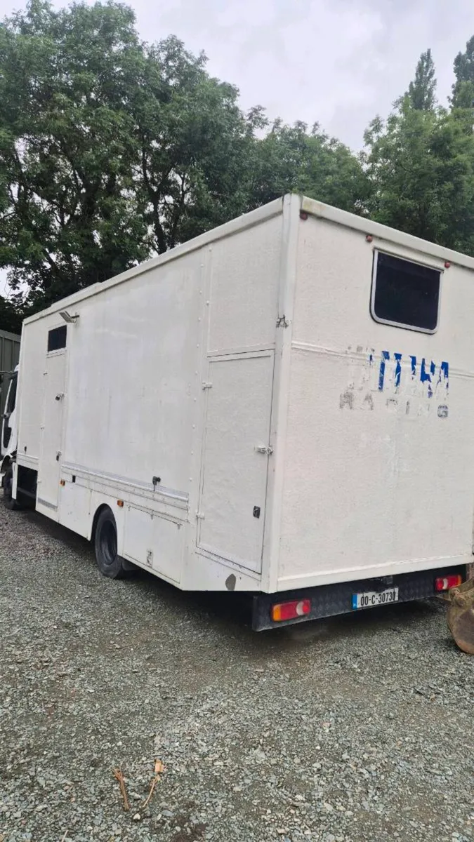 Renault Race Truck - Image 3