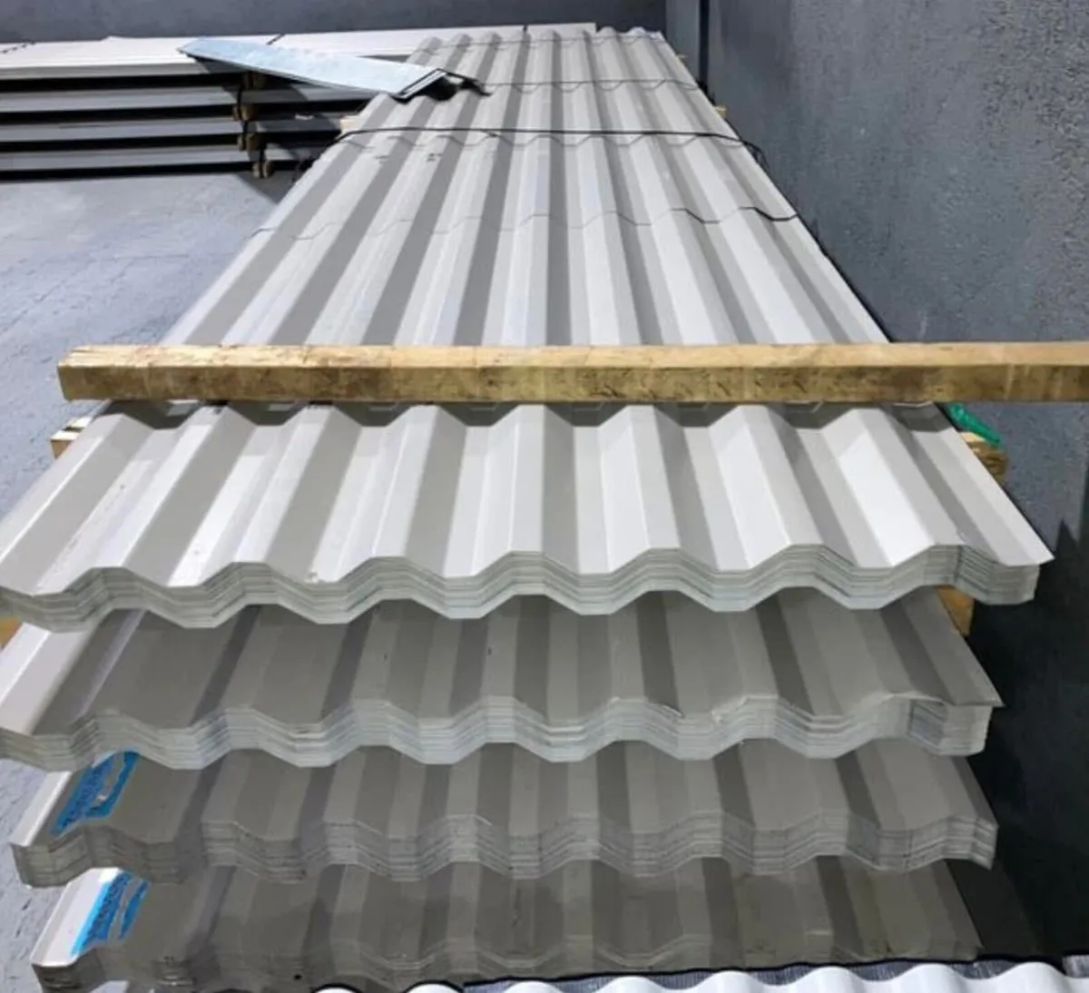 Roof sheeting & side sheeting - Image 1