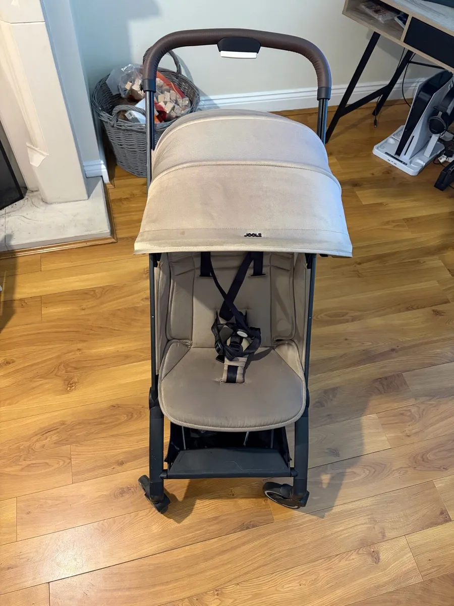 Stroller - Image 4
