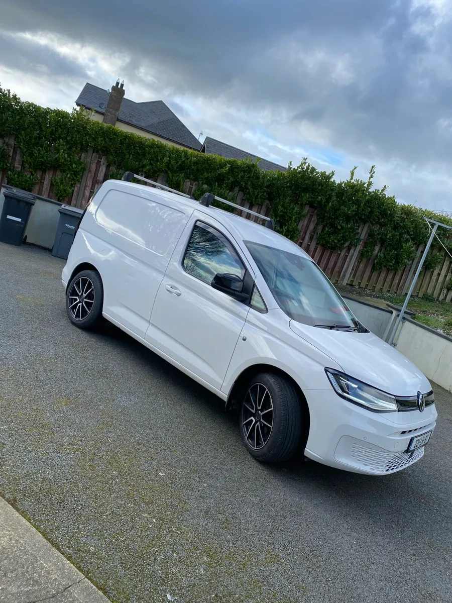2022 VW caddy cargo edition - Image 2