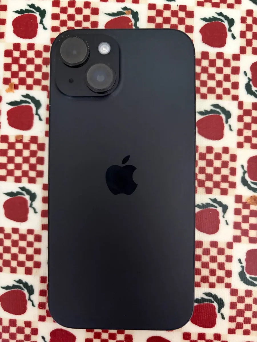 iPhone 15 perfect condition - Image 1