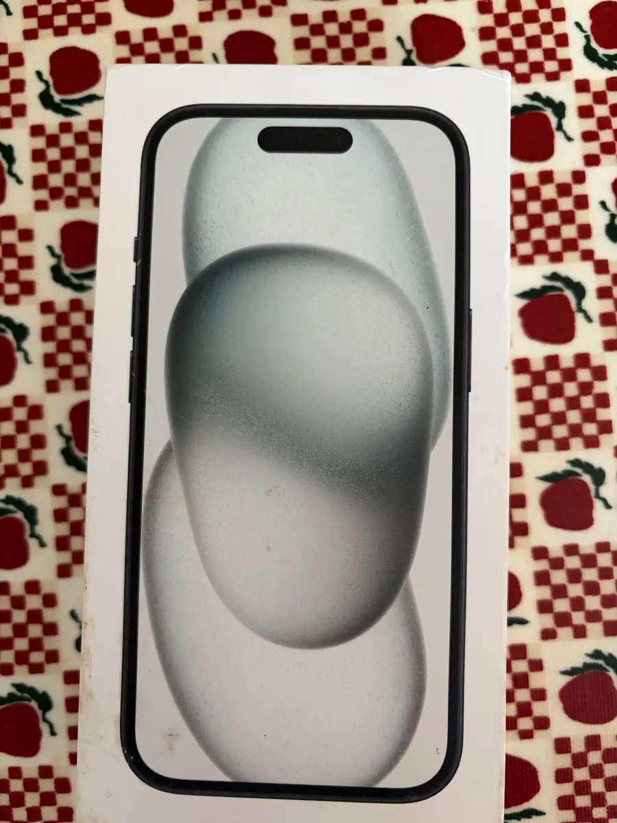 iPhone 15 perfect condition - Image 2