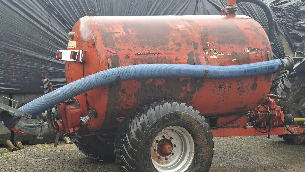 Slurry tanker - Image 2