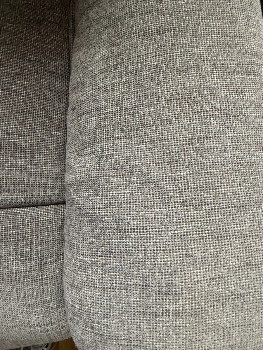 3 piece recliner suite - Image 4