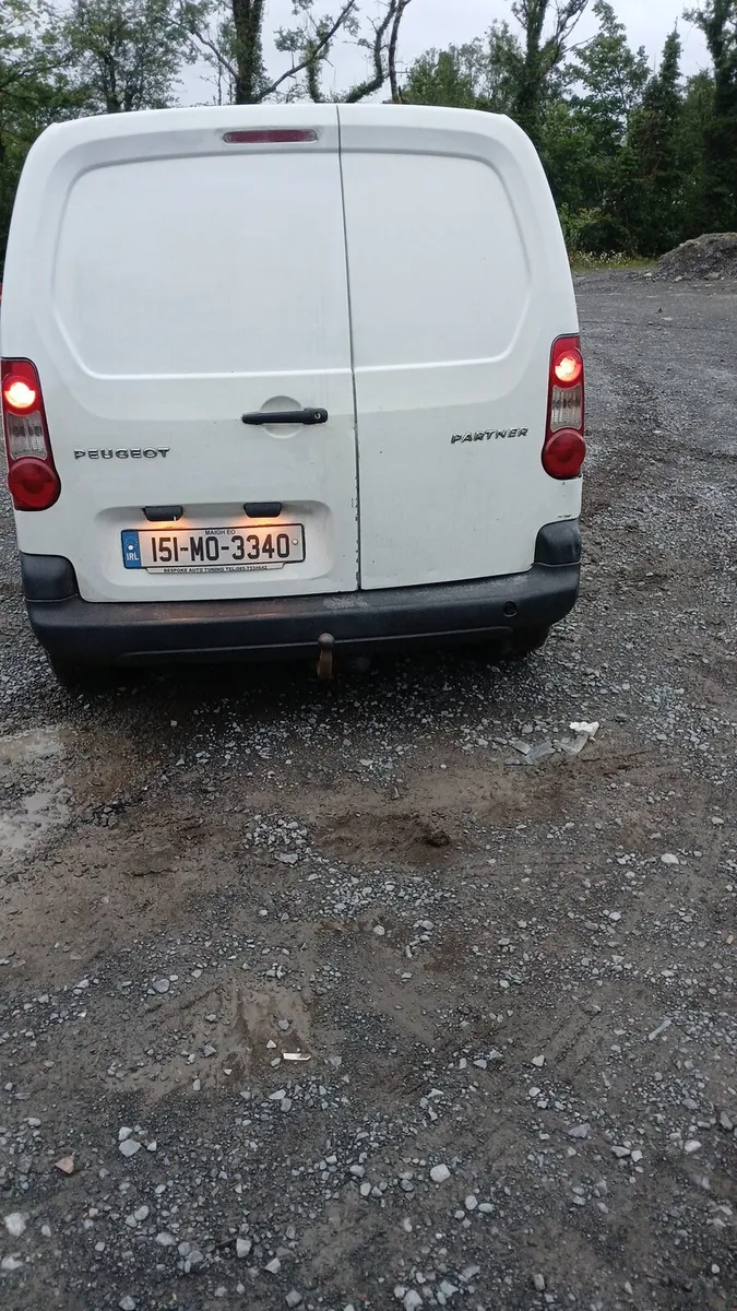 2015 Peugeot partner 3 seather 1.6 diesel doe - Image 2