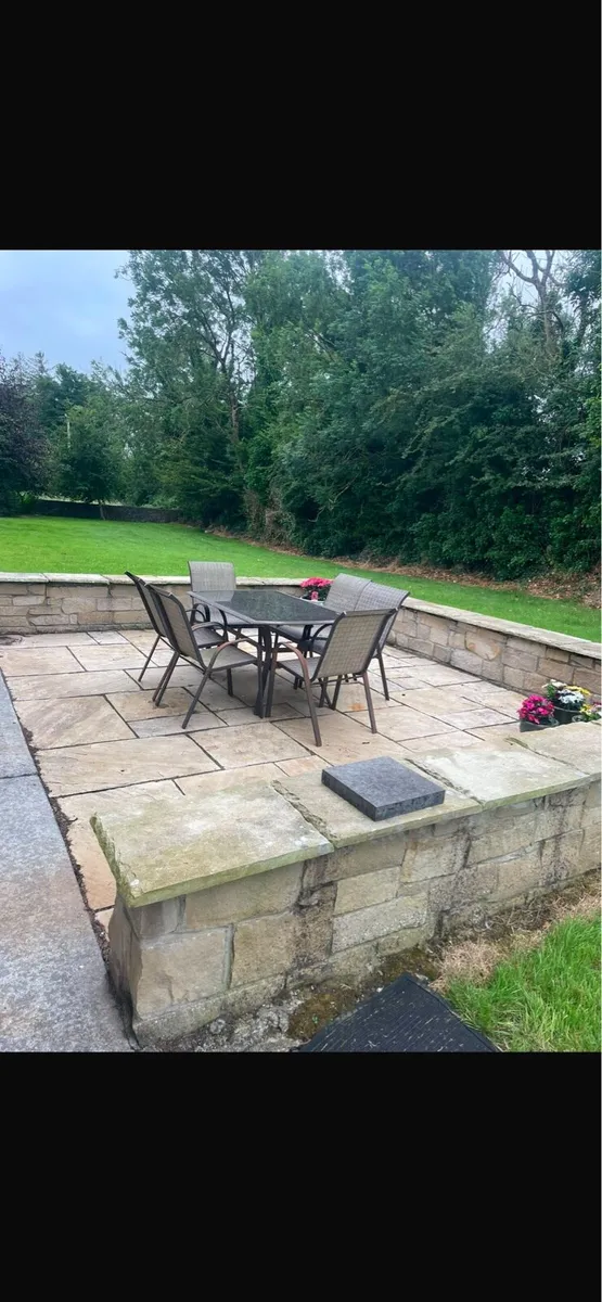Outdoor table and chairs