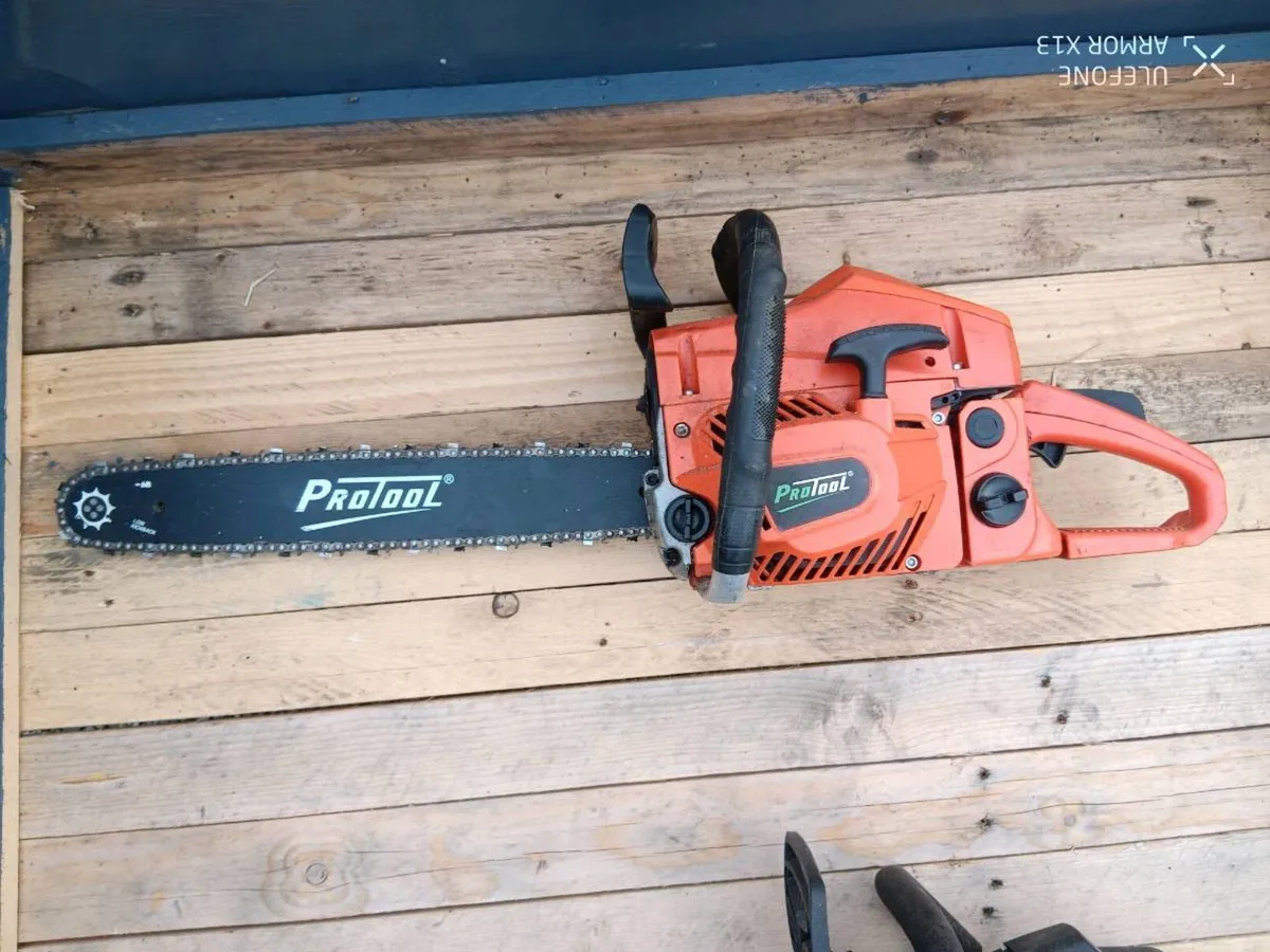 Chainsaws - Image 2